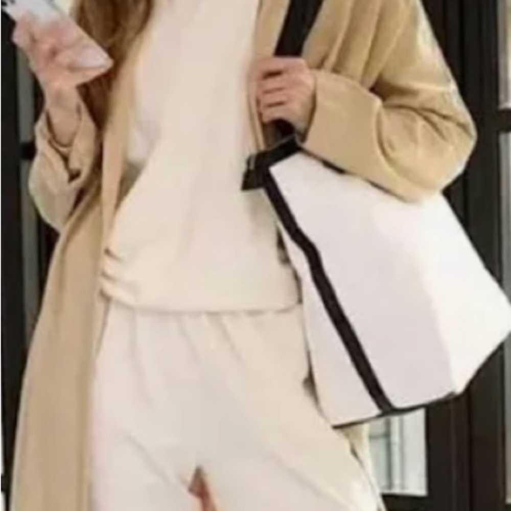 Walter Baker Carly Bag - for beach, shopping